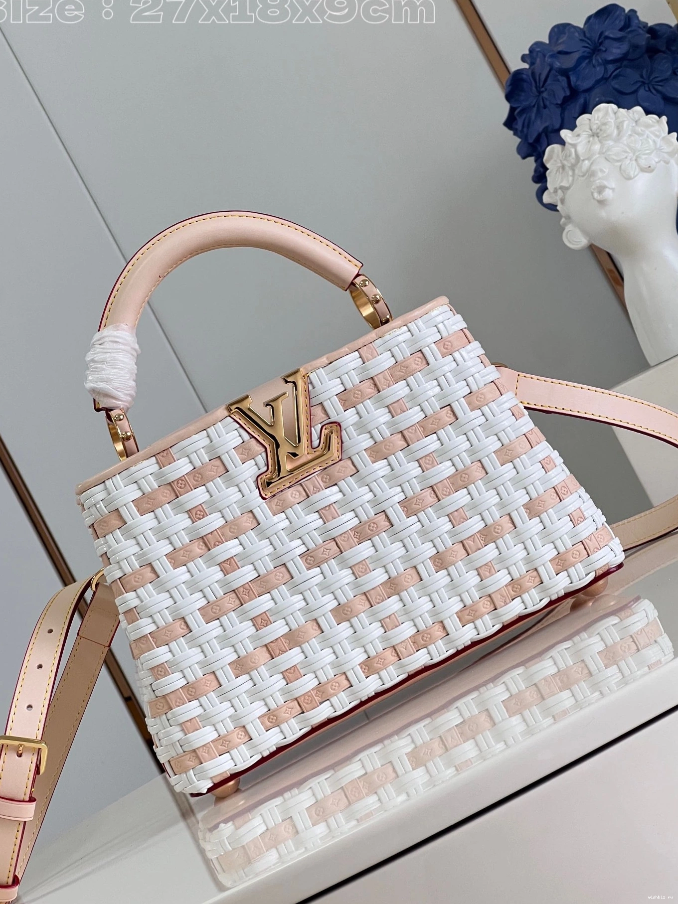 WIS CAPUCINES BB-27*18*9CM LOUIS VUITTON 0120